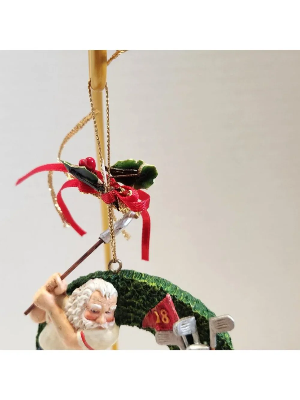 Santa Golfing Christmas Ornament Wreath Design Golf Bag Club Hanging Decoration